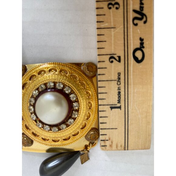 Vintage Patti Horn Brooch with Gold-Tone Filigree and Faux Pearl & Rhinestones - Picture 4 of 4